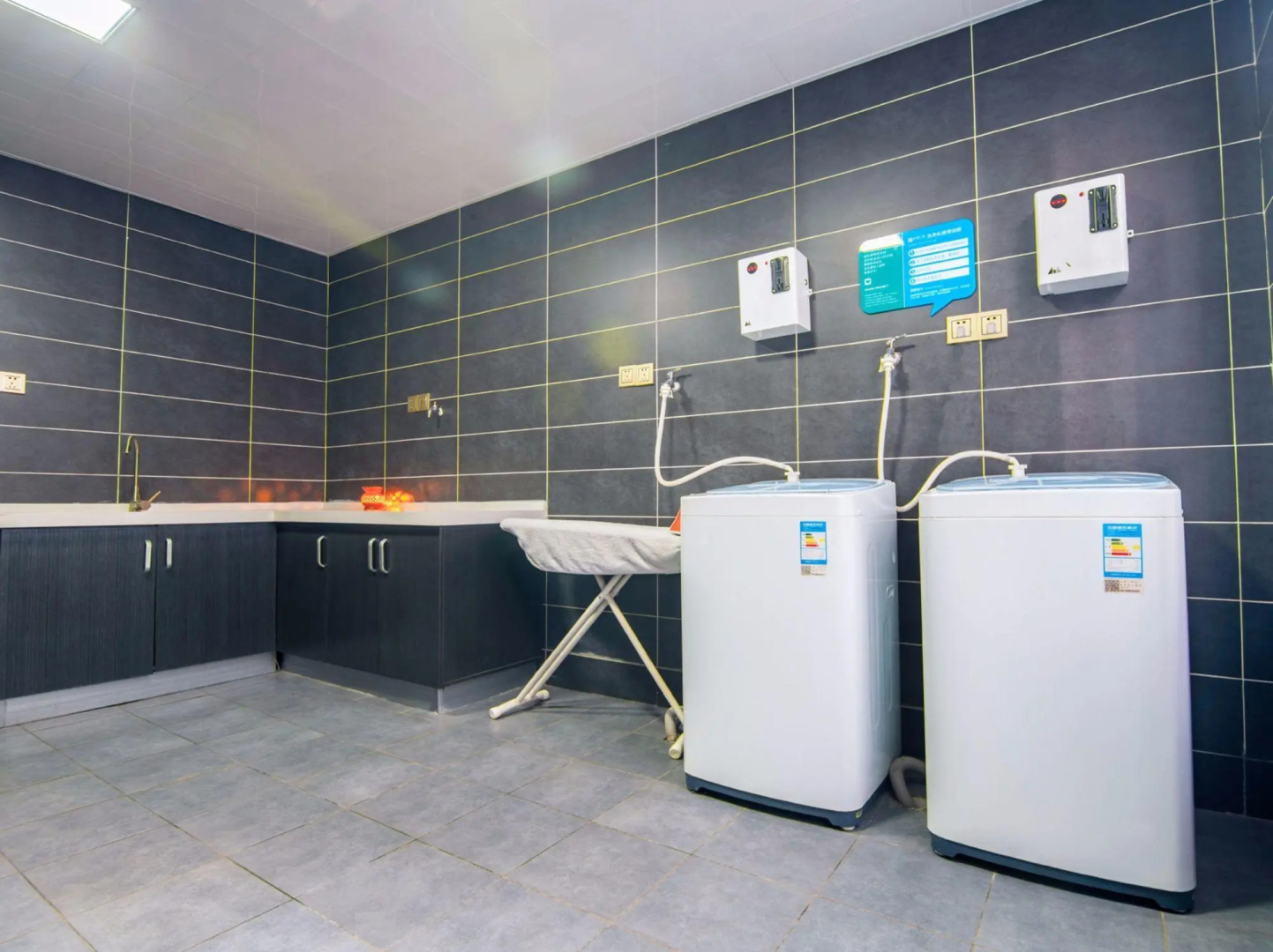 Badi Hotel Int'l Exhibition Center