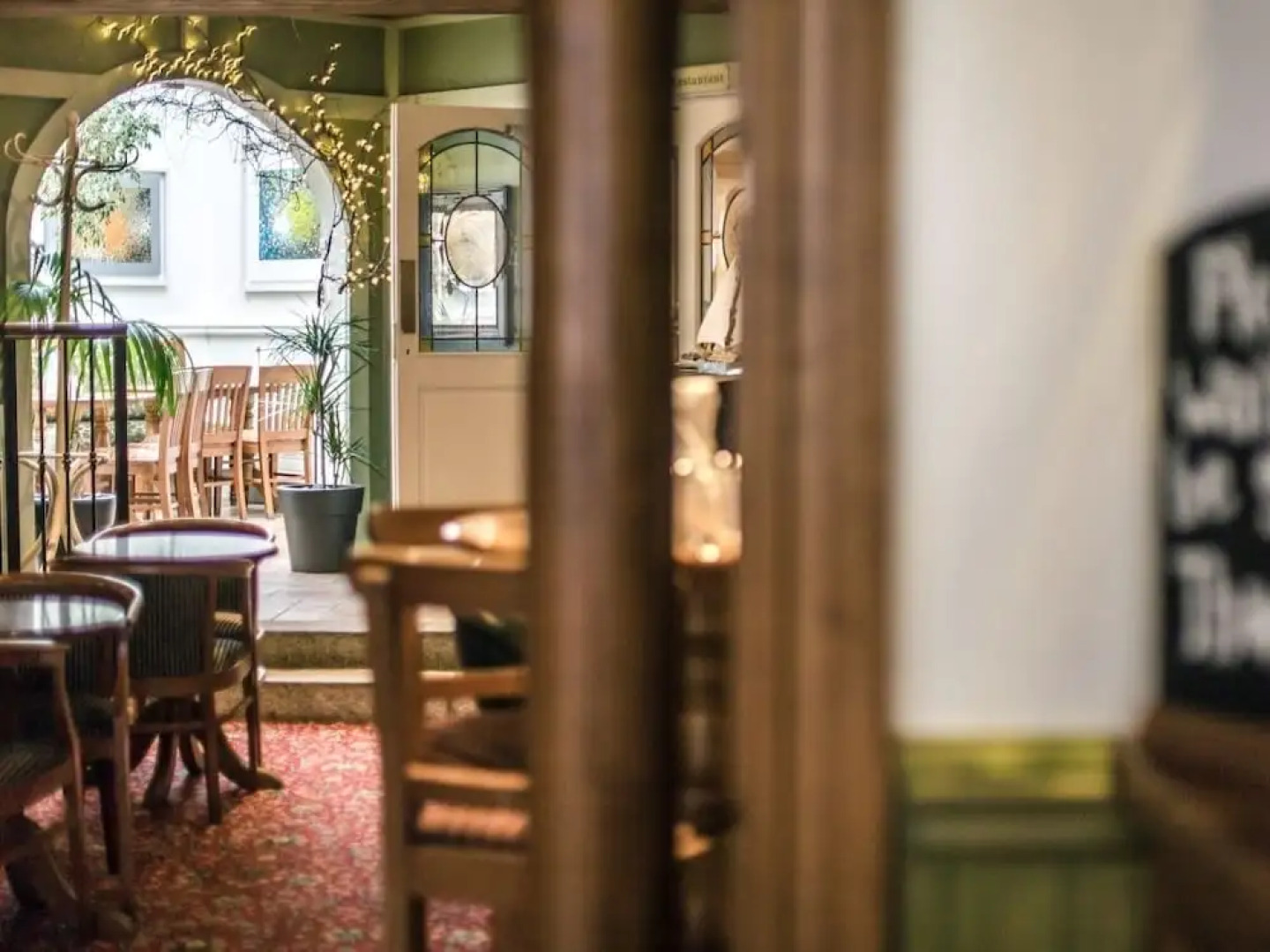 Mc Kevitts Village Hotel