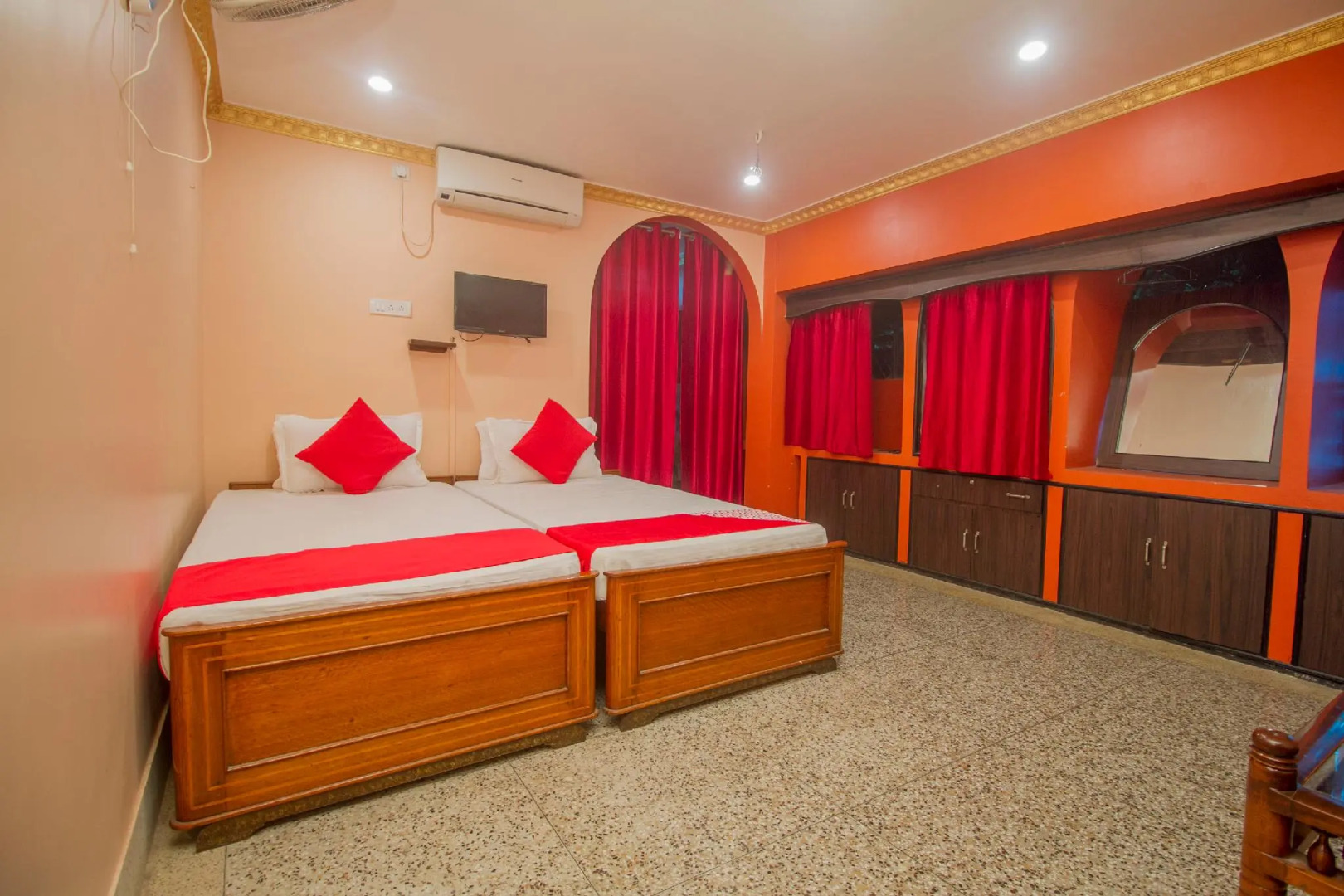 OYO 28862 Hotel Atithi Industries