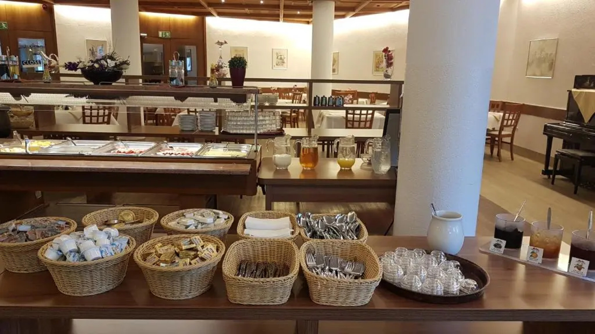 Euro Park Hotel International