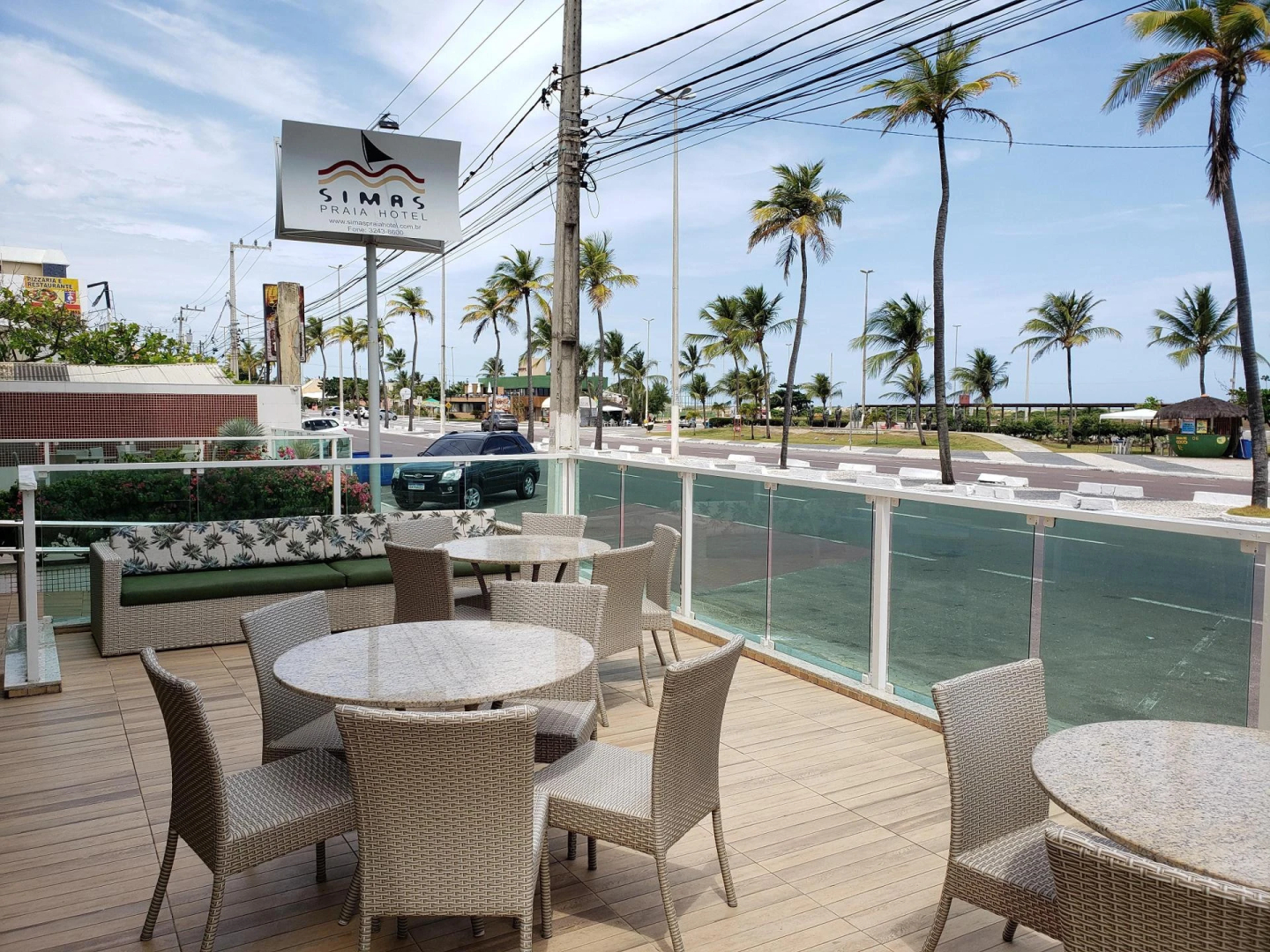Simas Praia Hotel