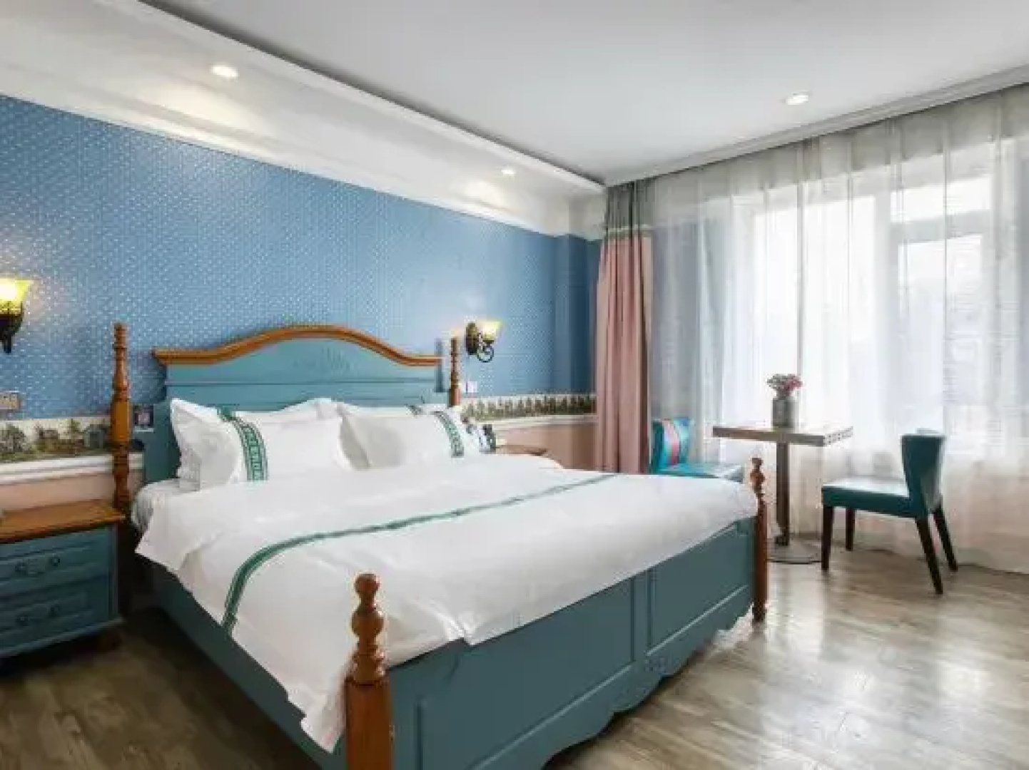 California Journey Holiday Inn (FAW Wuyue Plaza)
