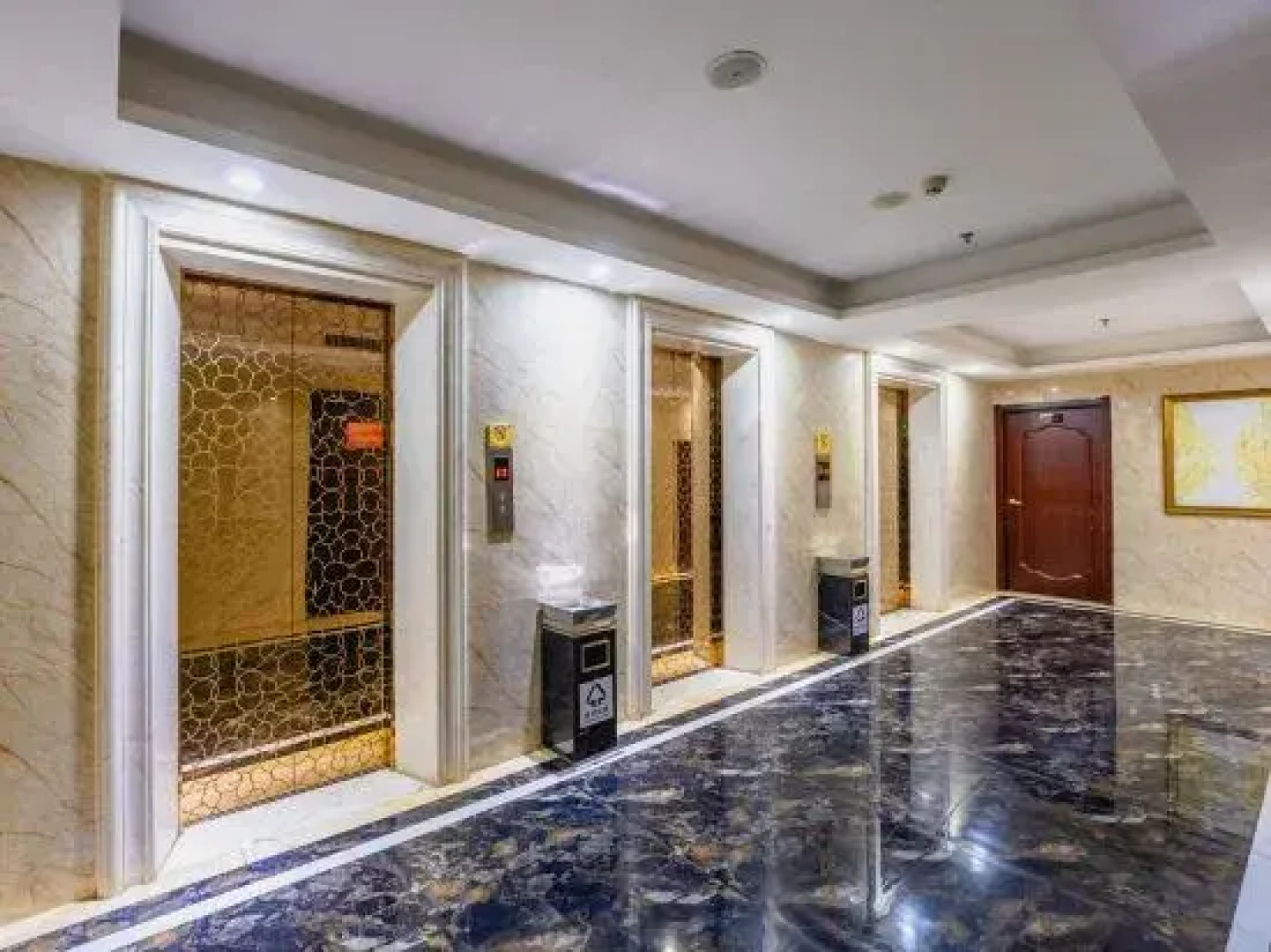 Jun Lai Hotel