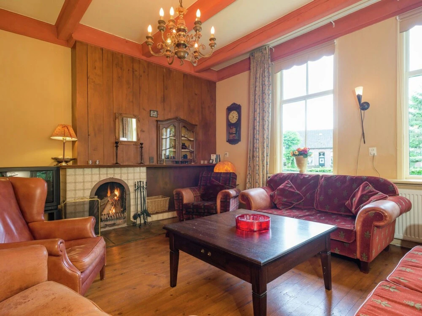 Secluded Farmhouse in Balkbrug with Hot Tub