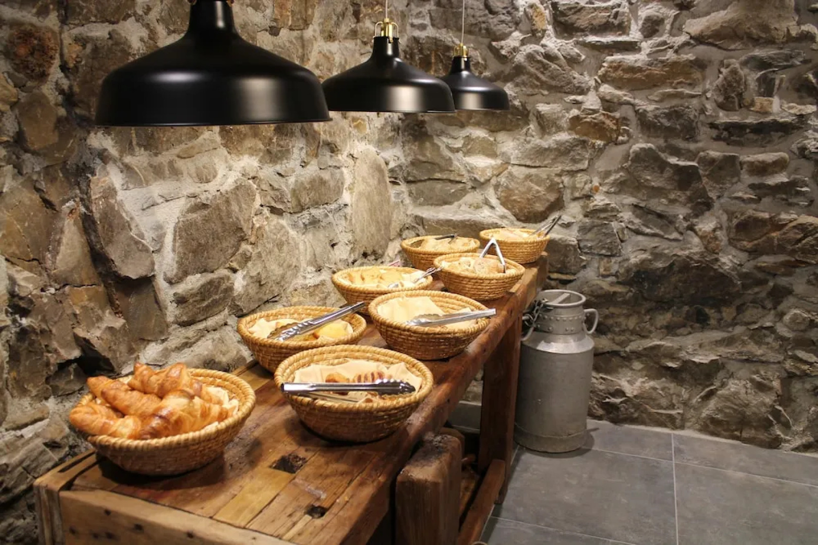 Hôtel du Crêt Rond - Logis