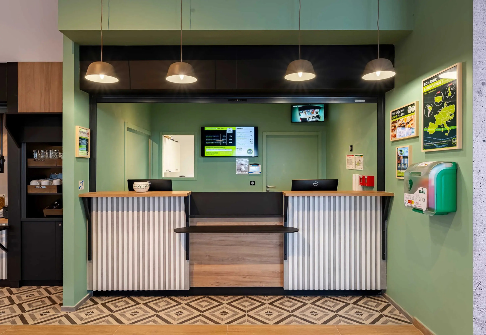 B&B HOTEL Valenciennes Onnaing