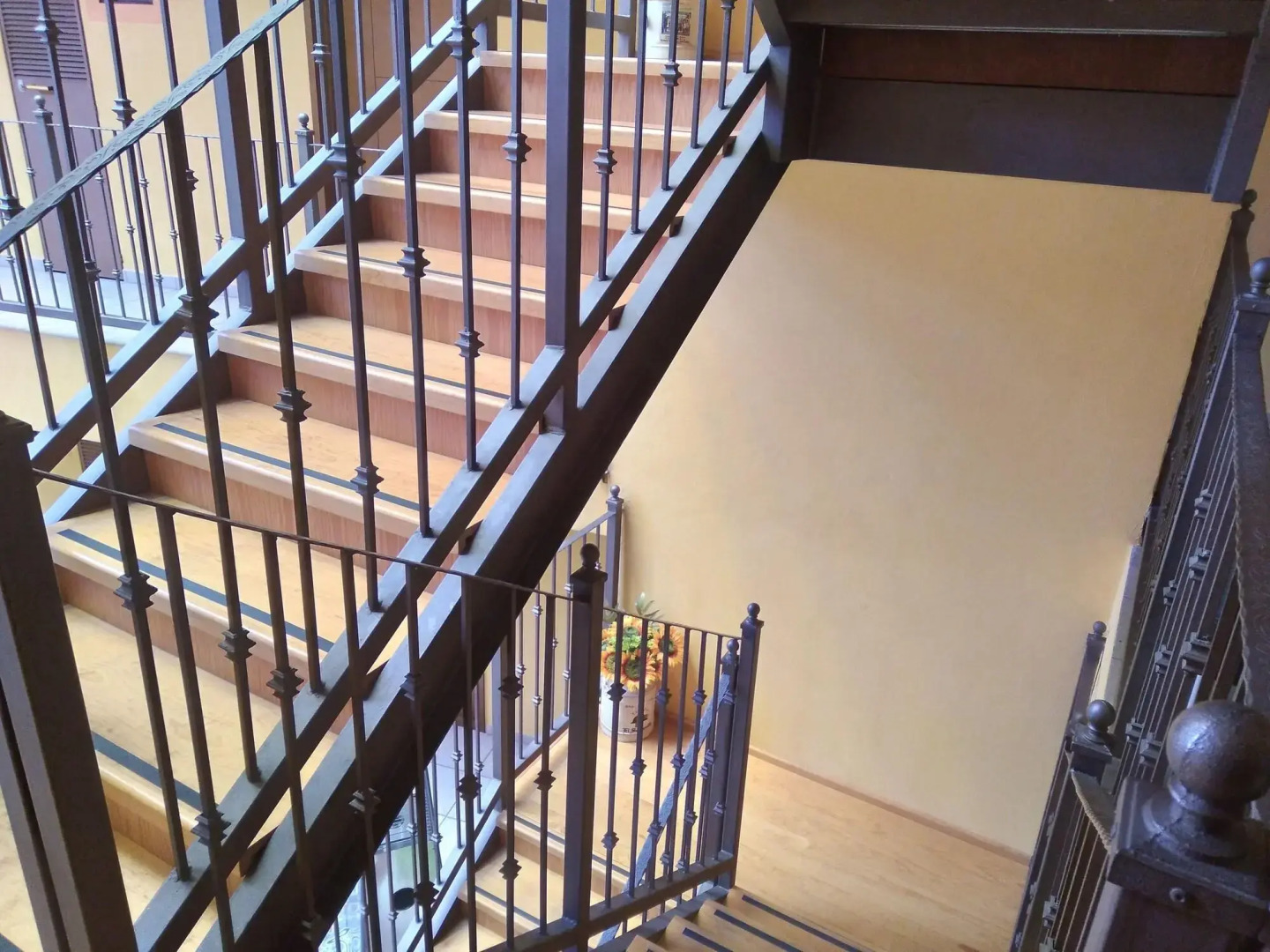 Hotel J&E by Serranillo