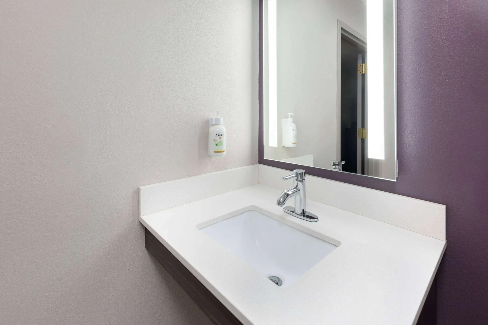 La Quinta Inn & Suites by Wyndham Loudon