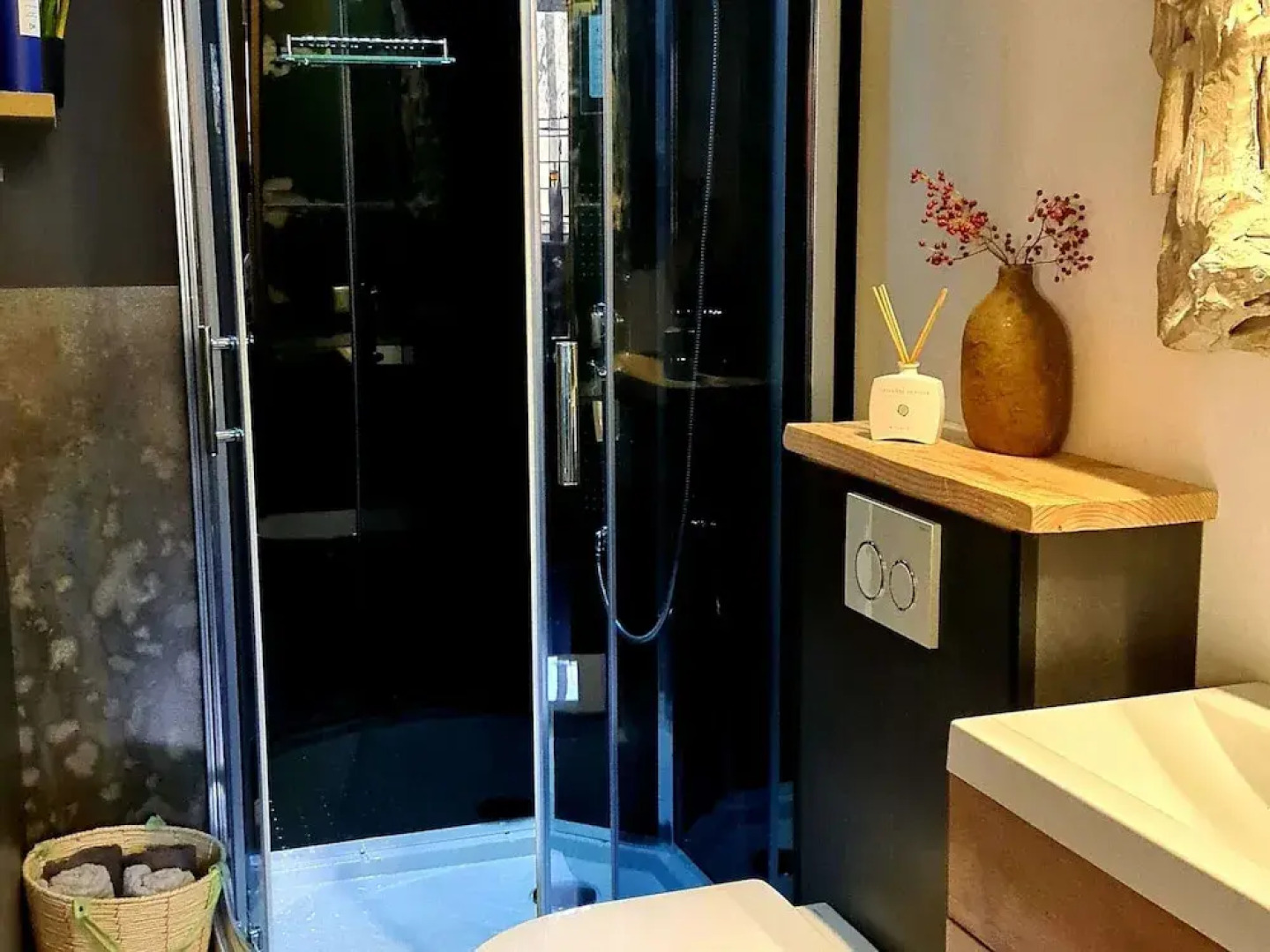 Atelier House With hot tub