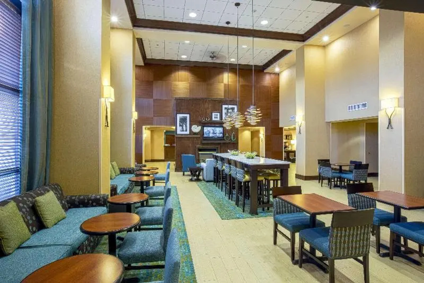 Hampton Inn & Suites Sacramento-Elk Grove Laguna
