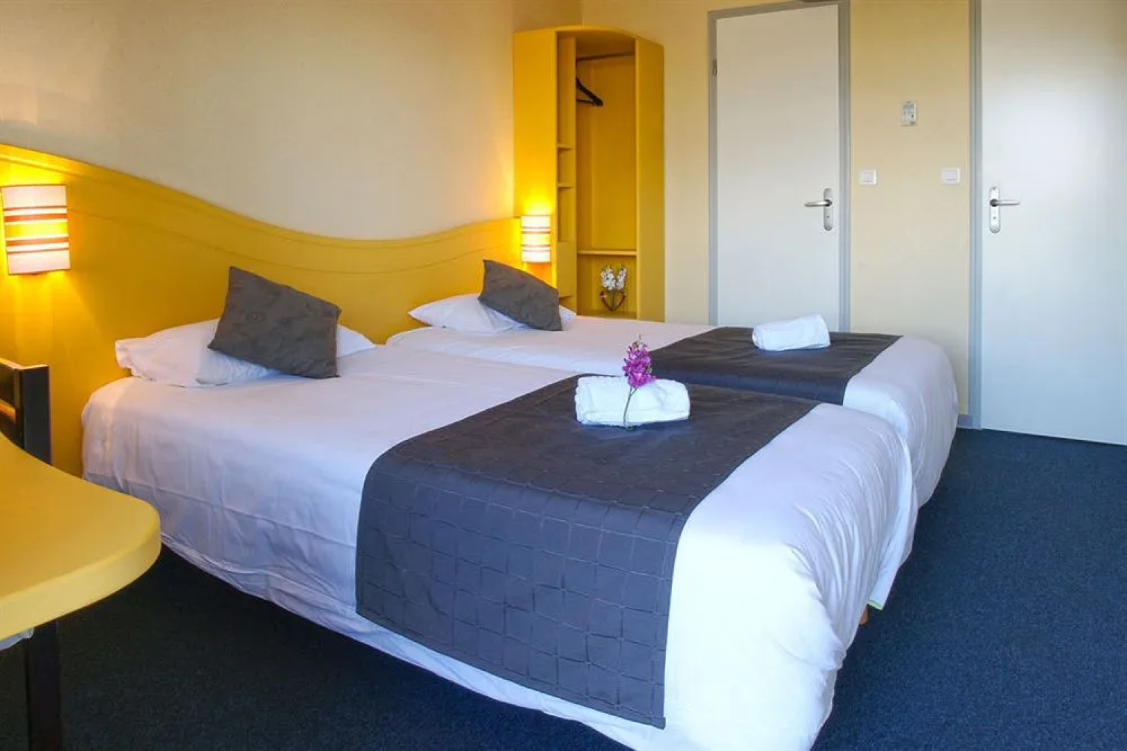 CouettHotel Saint Jean dAngély