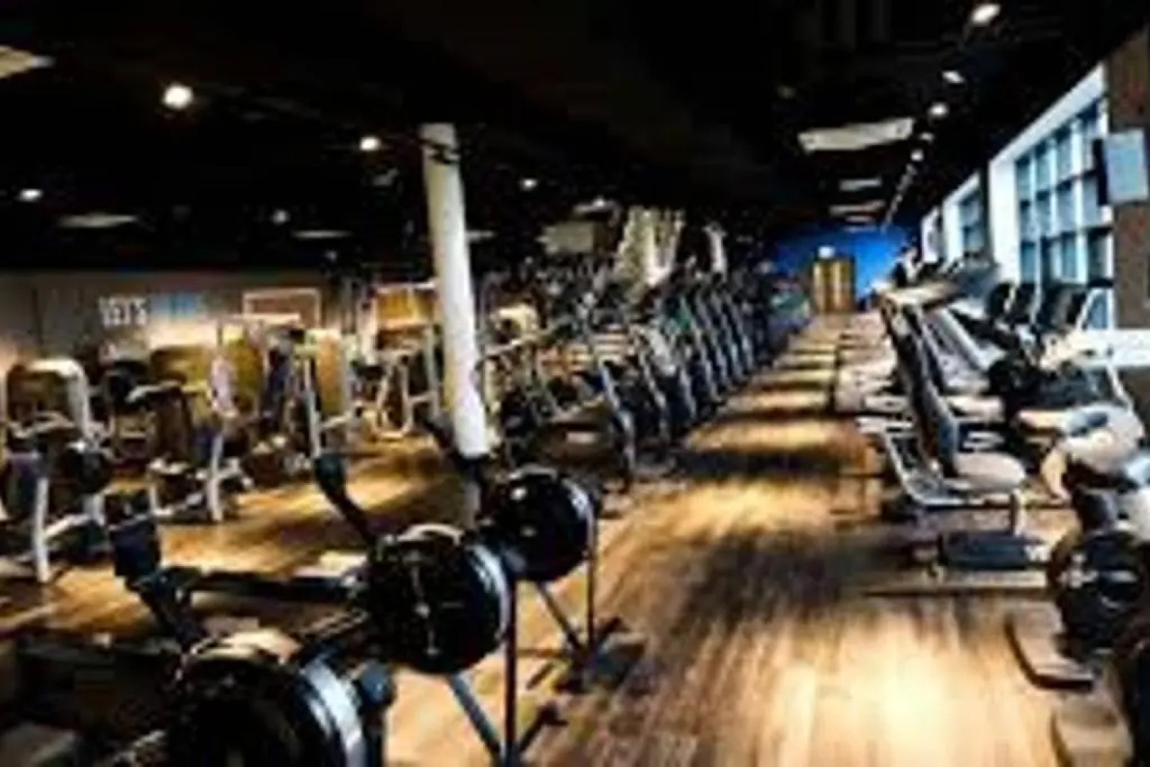 Ebor Cosy Homli Parking Wifi Smart