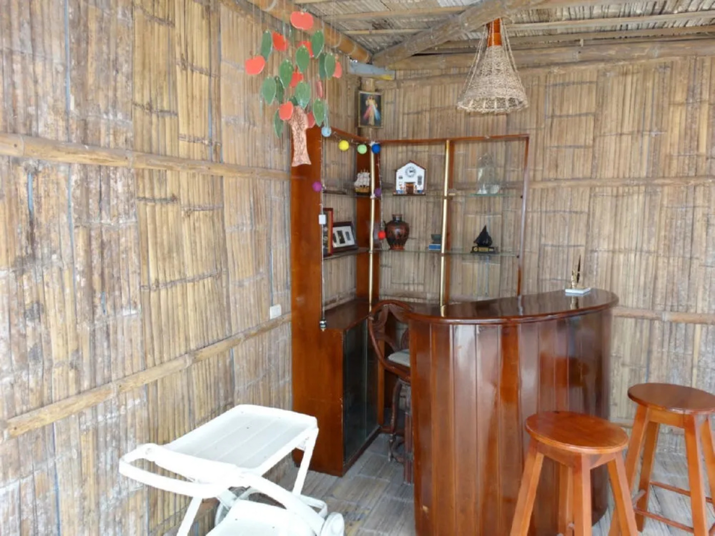 Chescos Hostel & Hotel