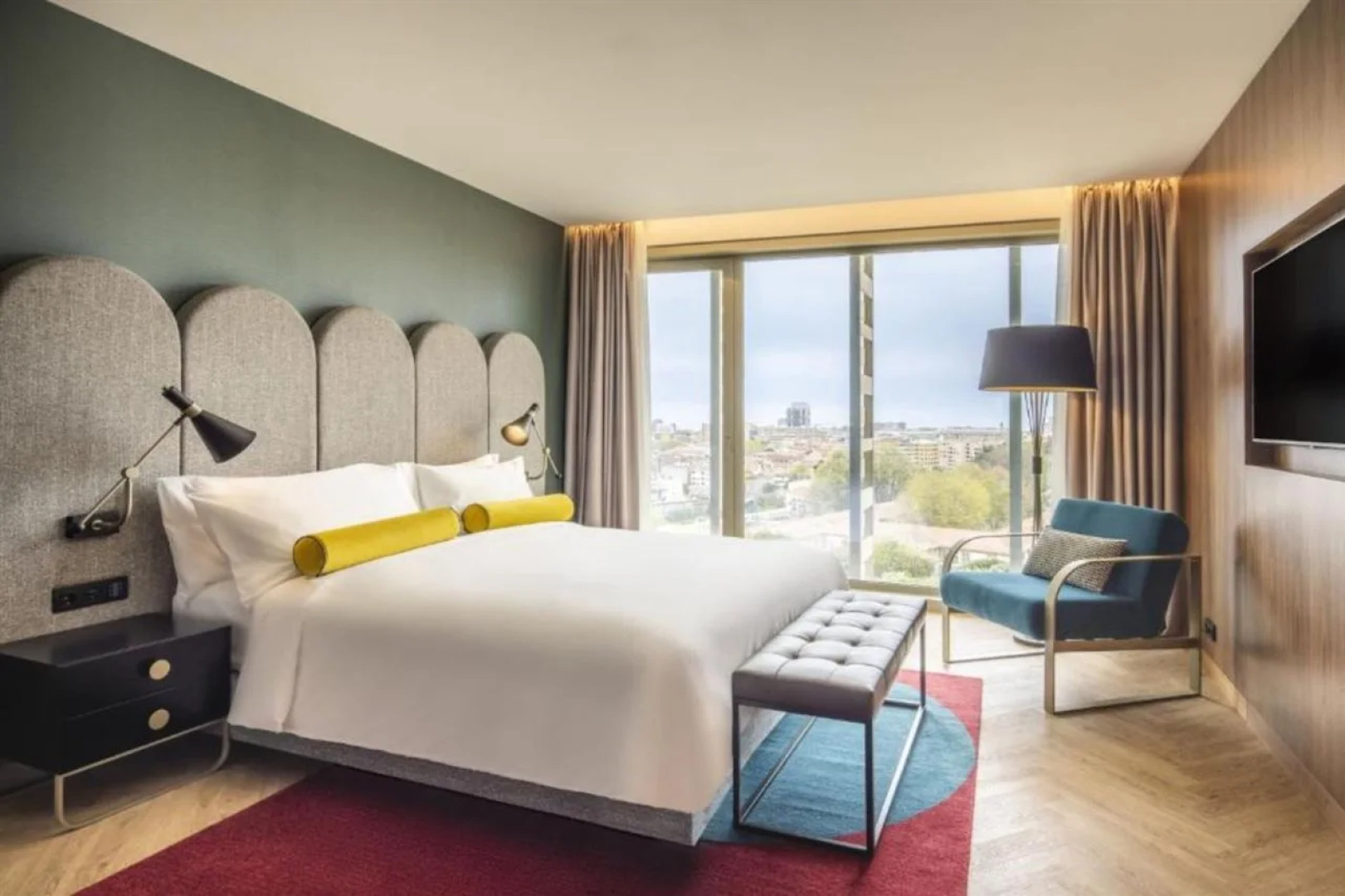 Renaissance Porto Lapa Hotel