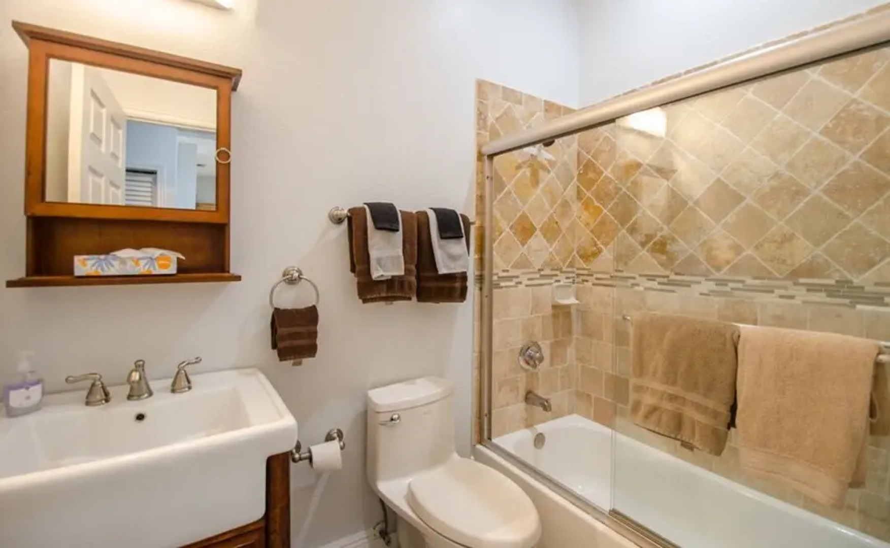 Vistalmar Two Bedroom Deluxe Apartment