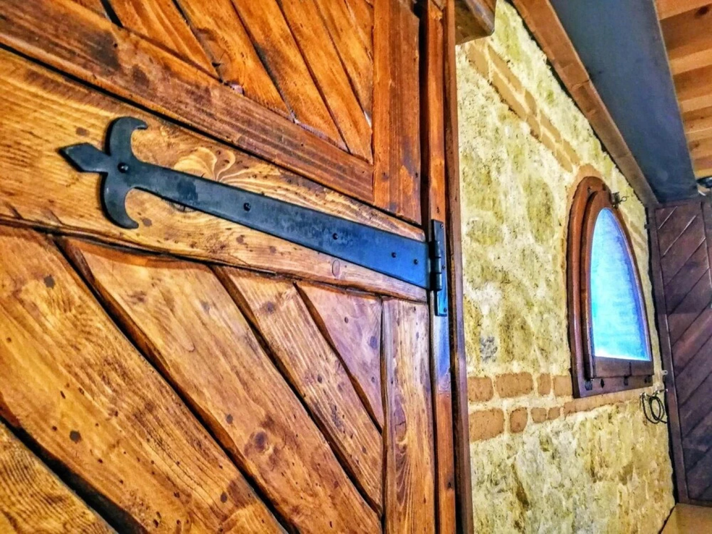 Casale Medievale-Per La Dolce Vita