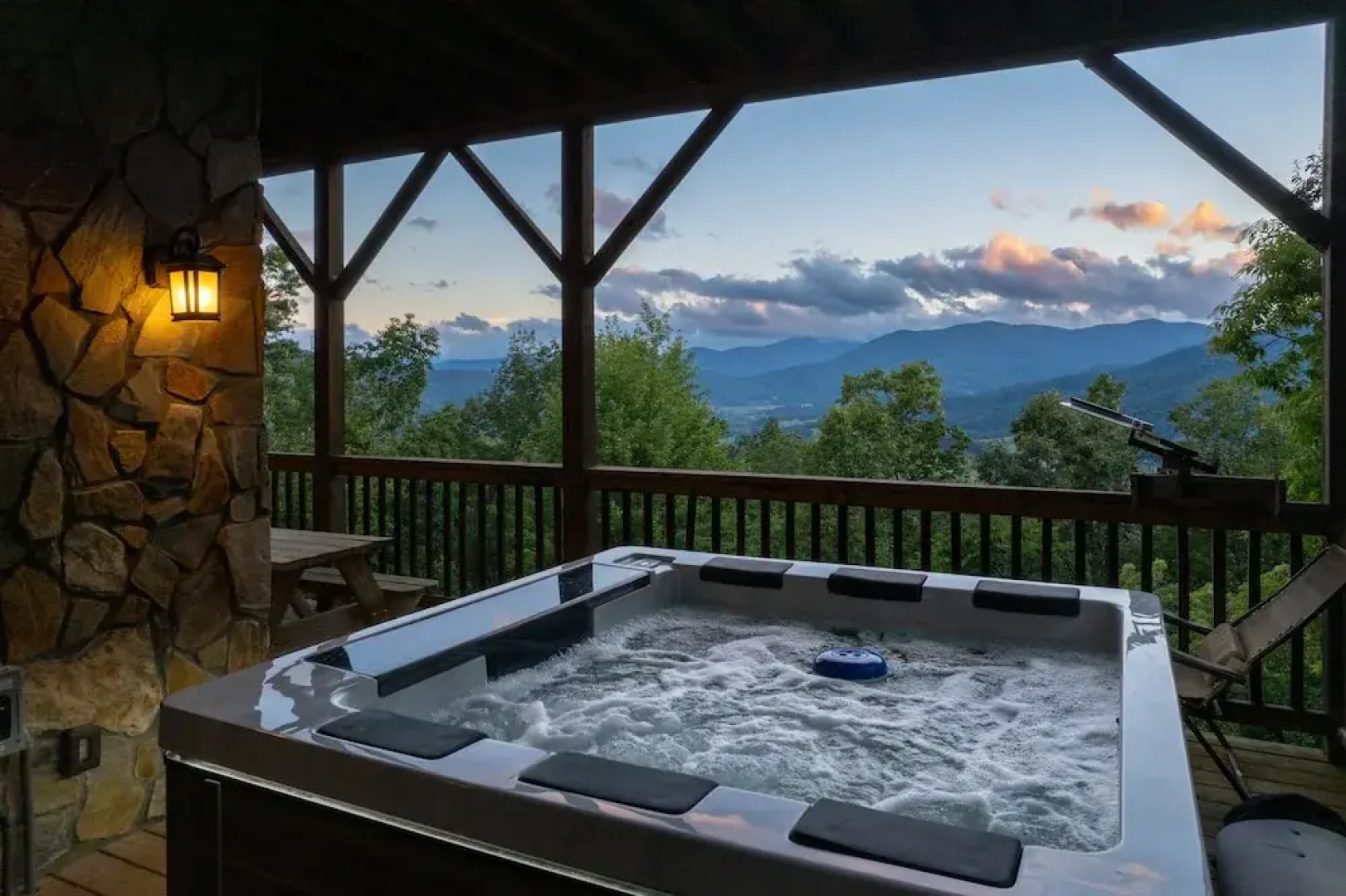 Luxury 4200 Sqft Log Cabin on 50 Acres Sleeps 16