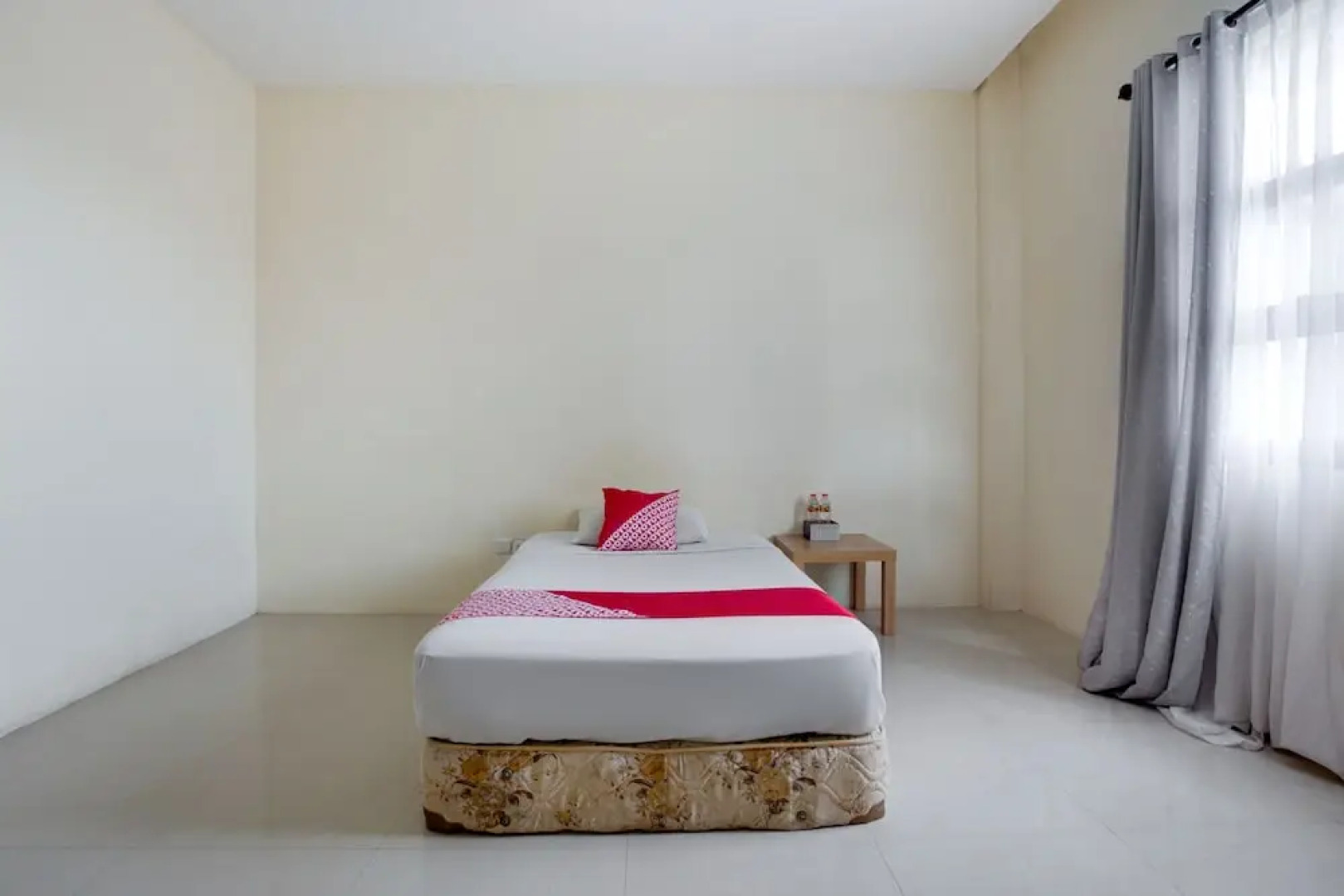 OYO 3343 Sunrise Hotel