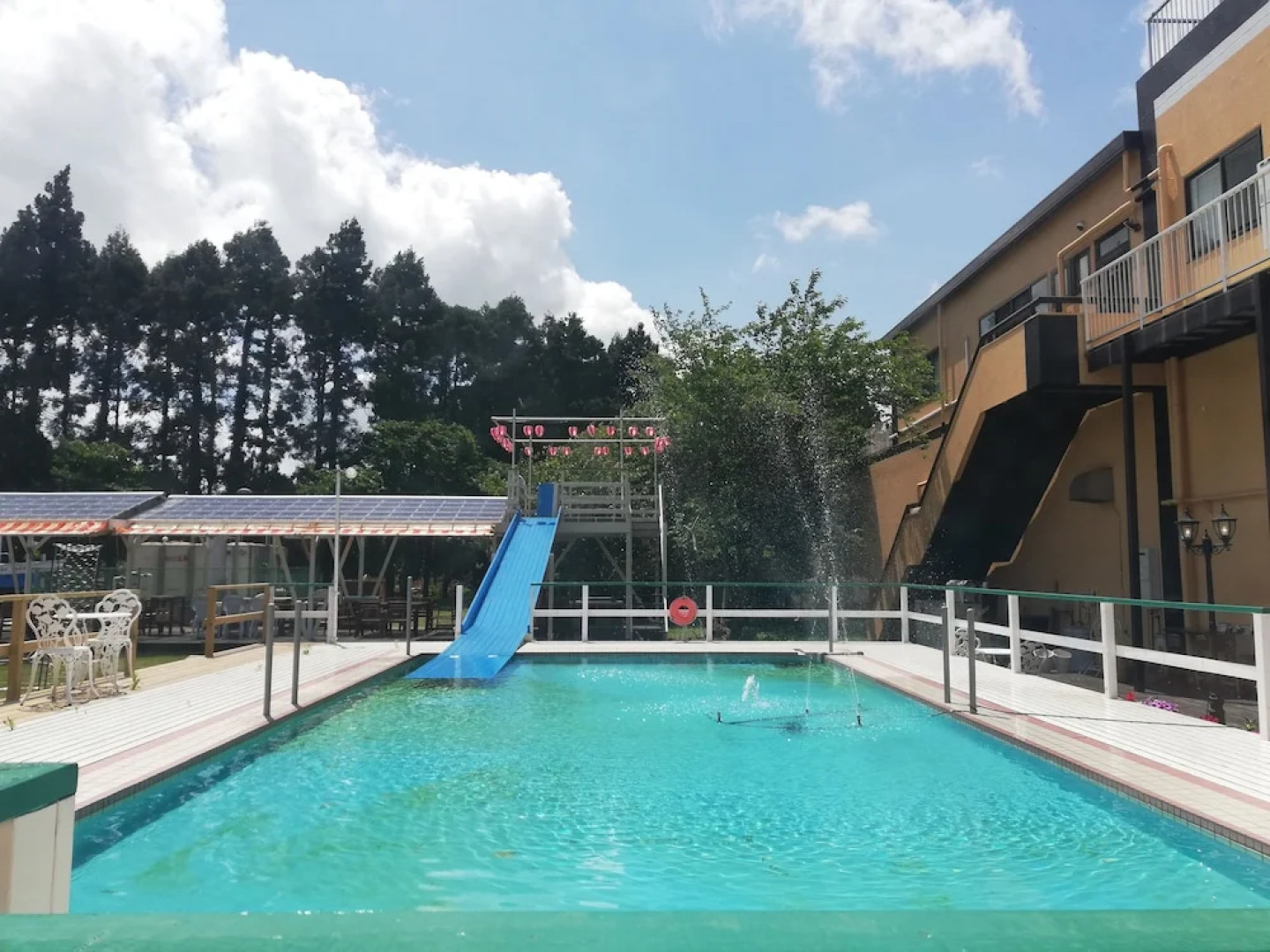 Hotel Swan Lake Nagara