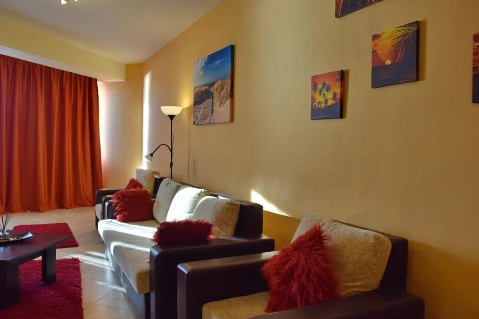 Summerland Lake Apartment