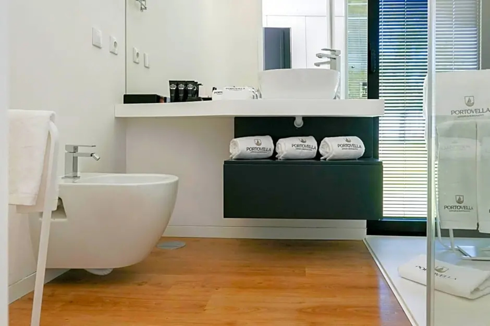 Portovella Lodges & Bungalows