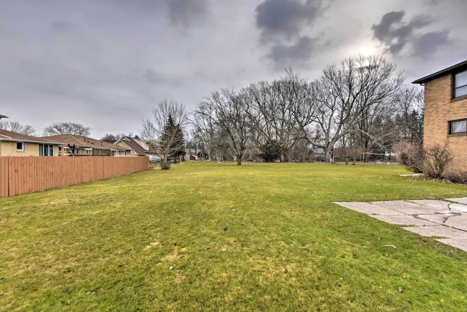 Buffalo Vacation Rental w/ Screened Porch