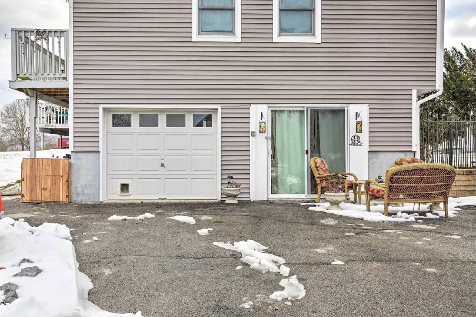 Pet-friendly Hopewell Junction Apt w/ Grill!