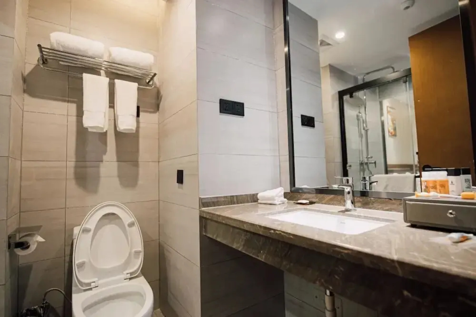 Tianjiao Holiday Hotel