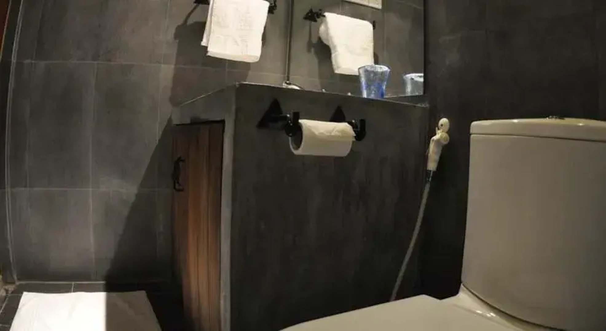 Tissakumbura Holiday Home