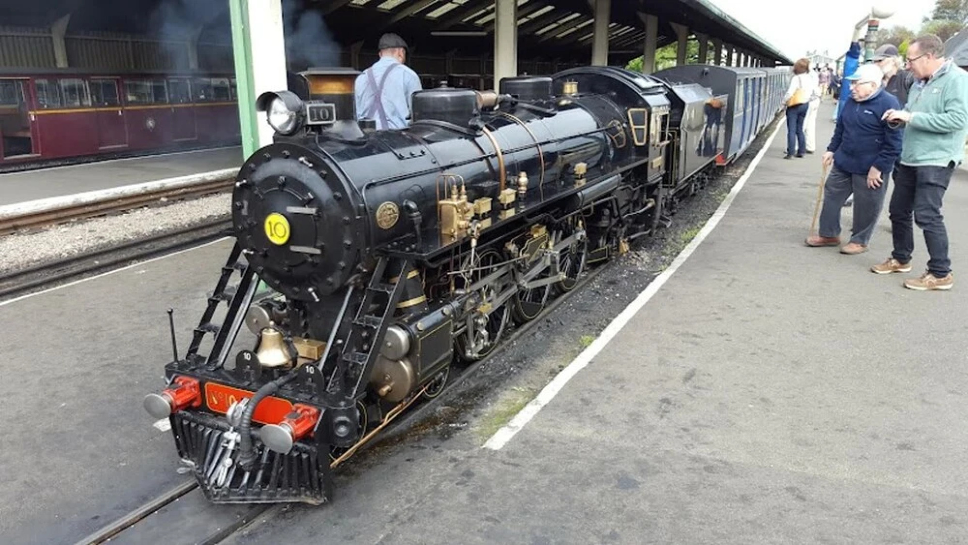 Spacious 2 bed Holiday Home Entertainment on Site