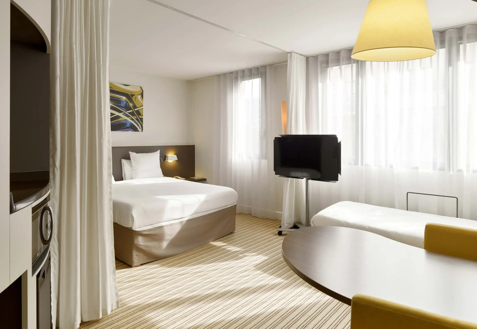 B&B HOTEL Rueil-Malmaison Gare