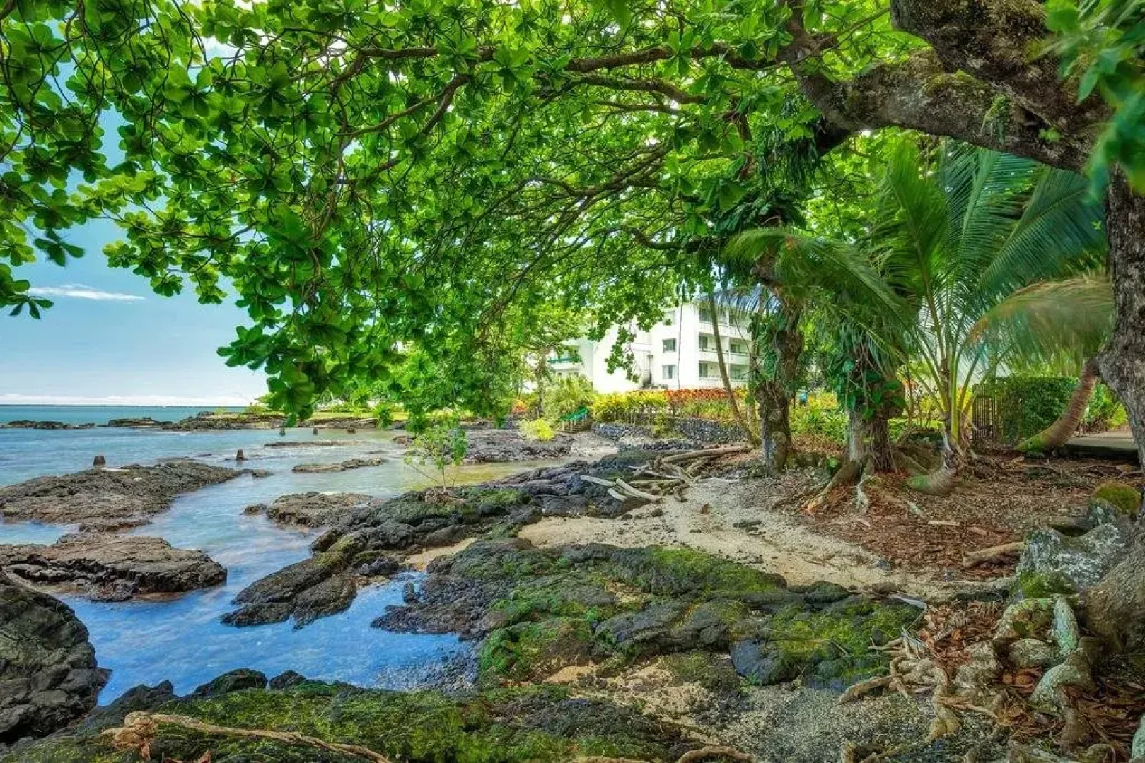 Hilo Bay Hotel