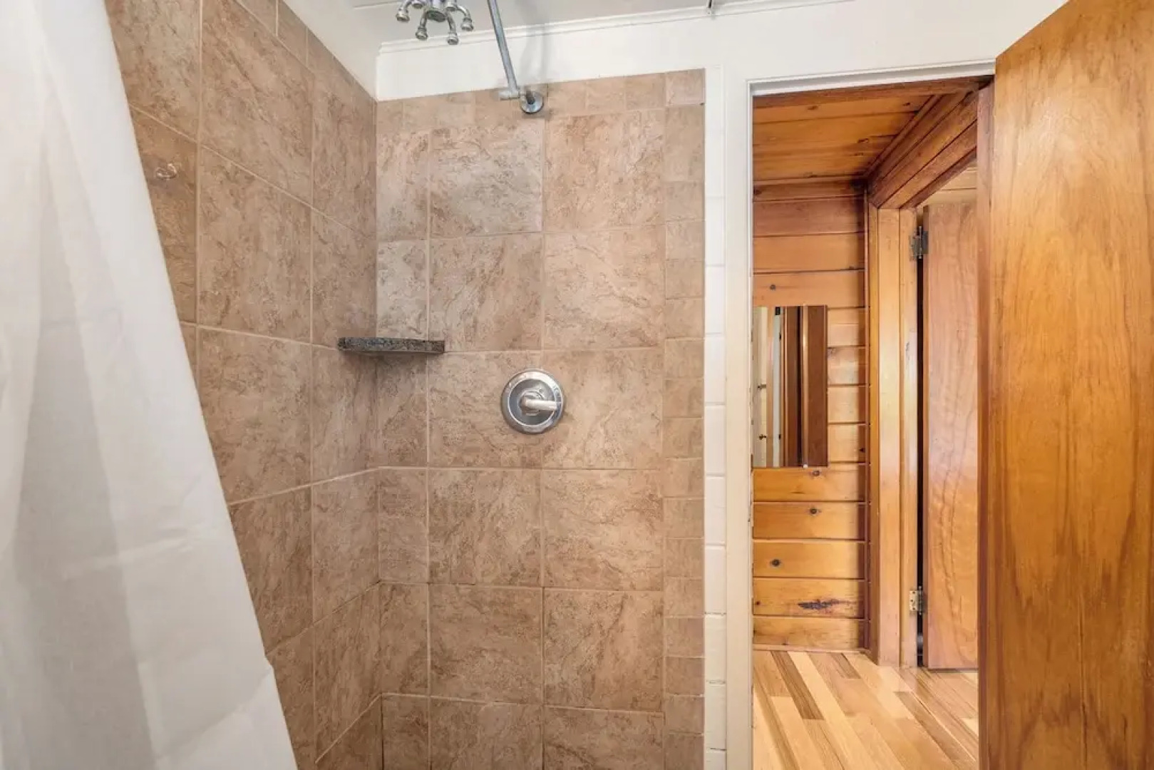 The Grand Inn Apartment Hotel 180