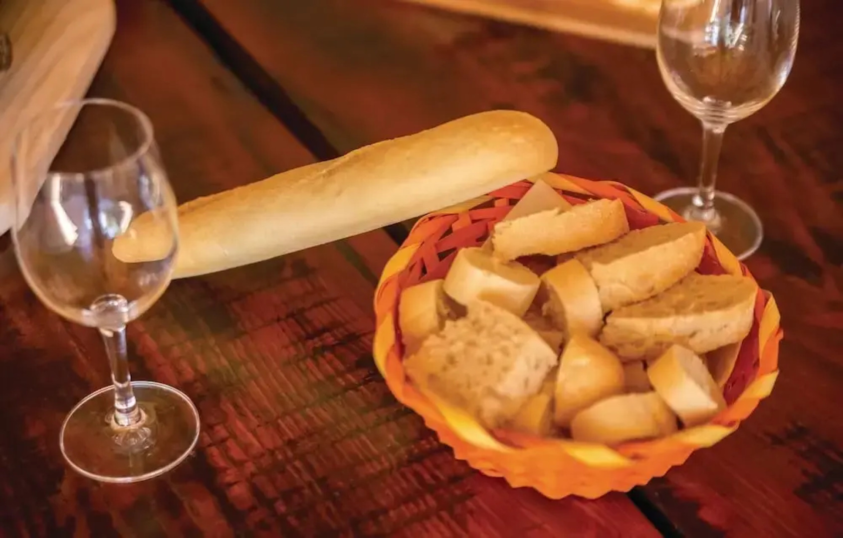 Beautiful Home in Donji Zagon With Wifi and 6 Bedrooms