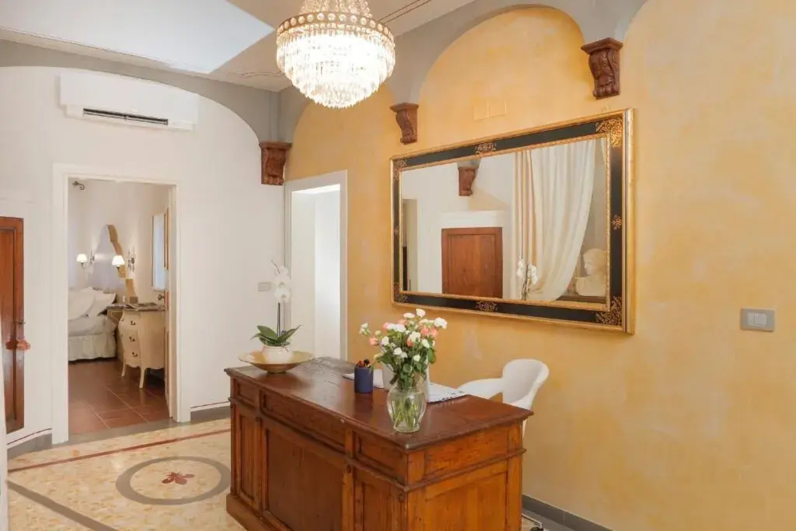 Palazzo Mari Suite & Rooms