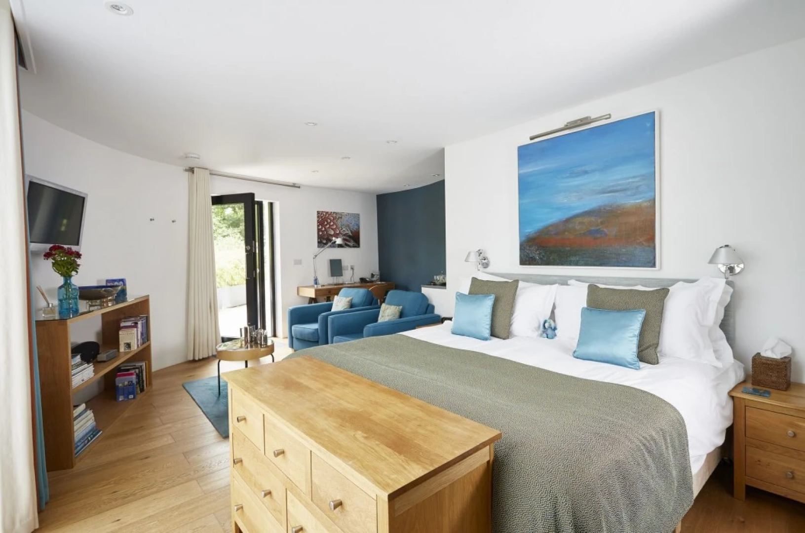 Kaywana Hall Luxury Bed & Breakfast