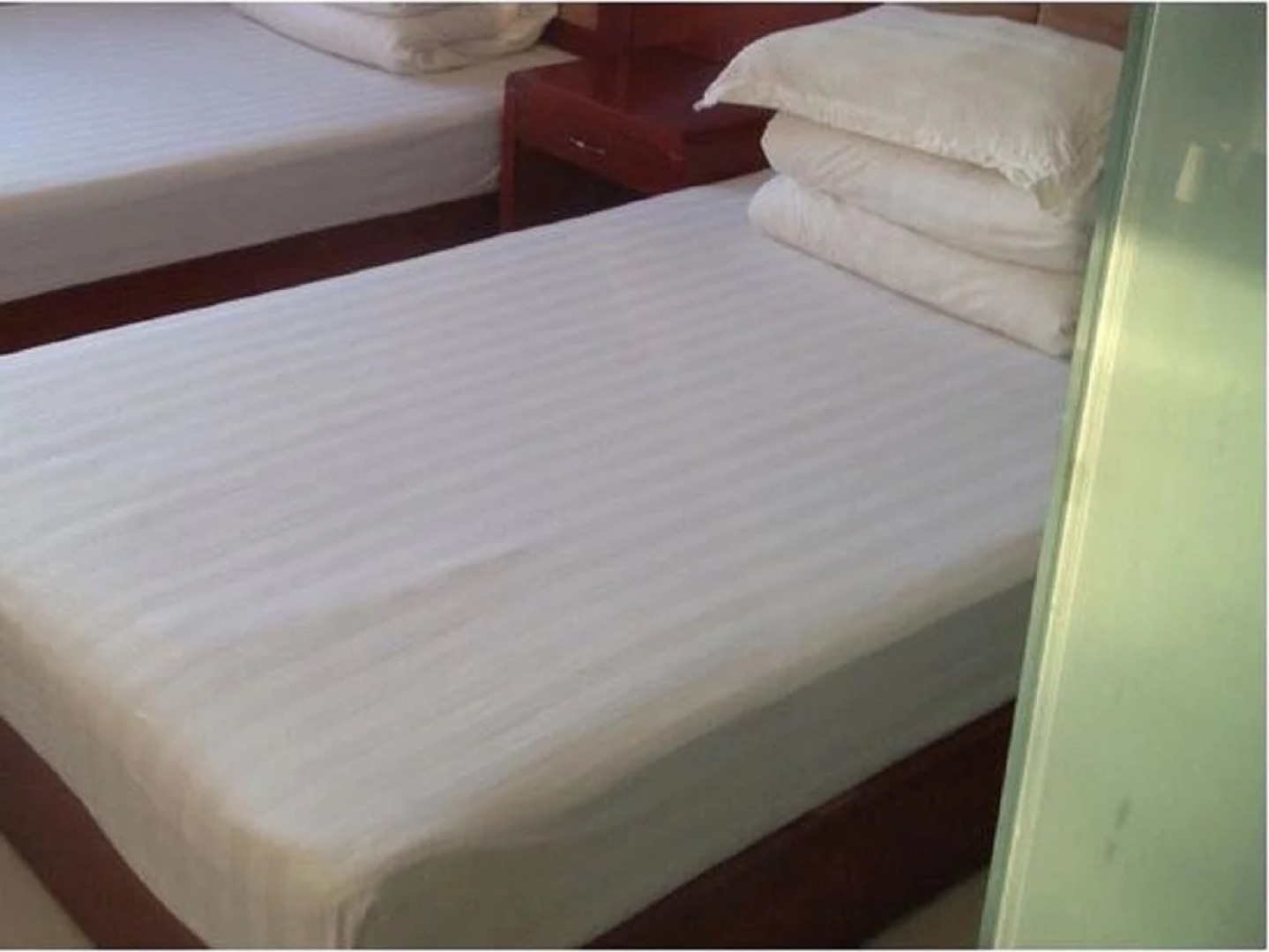 Qiangguo Express Inn