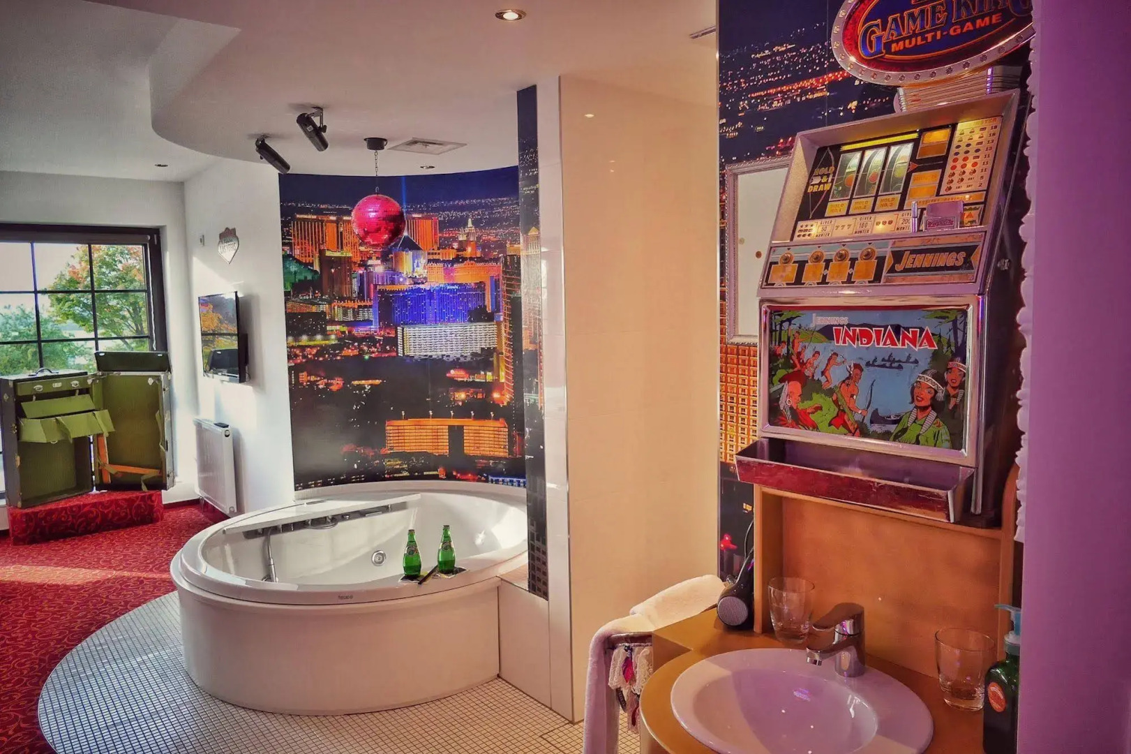 Road Stop Neandertal