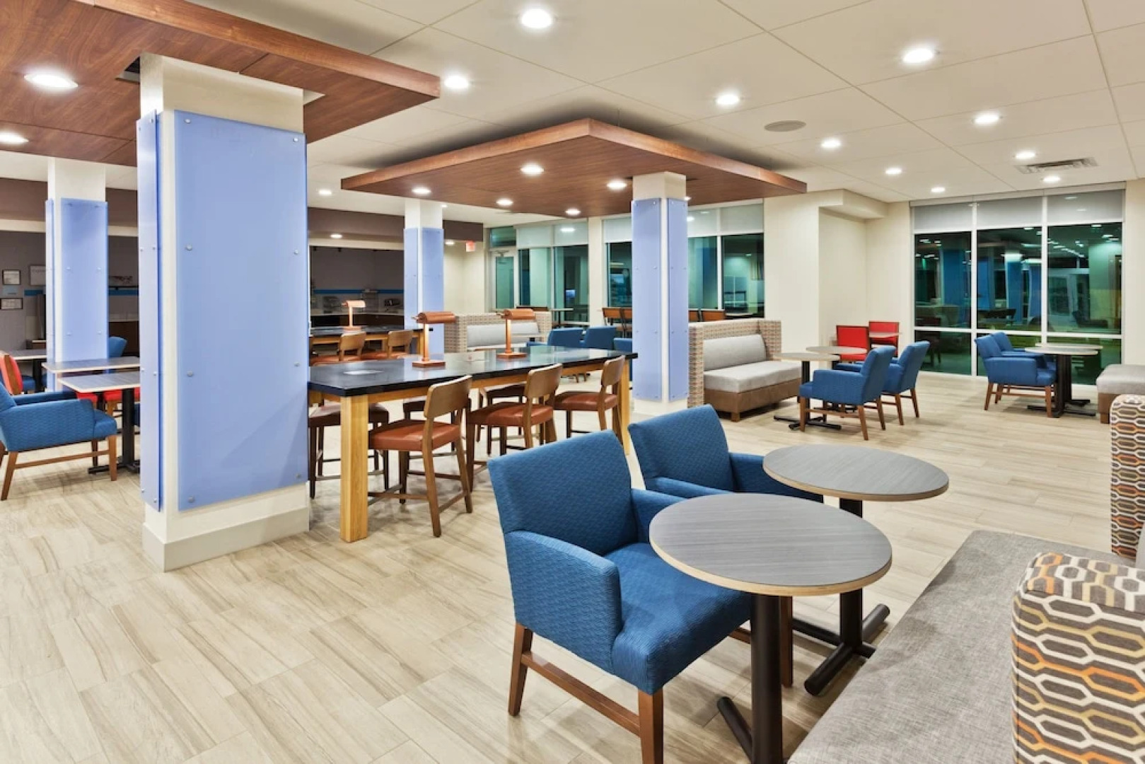 Holiday Inn Express & Suites Cartersville By IHG