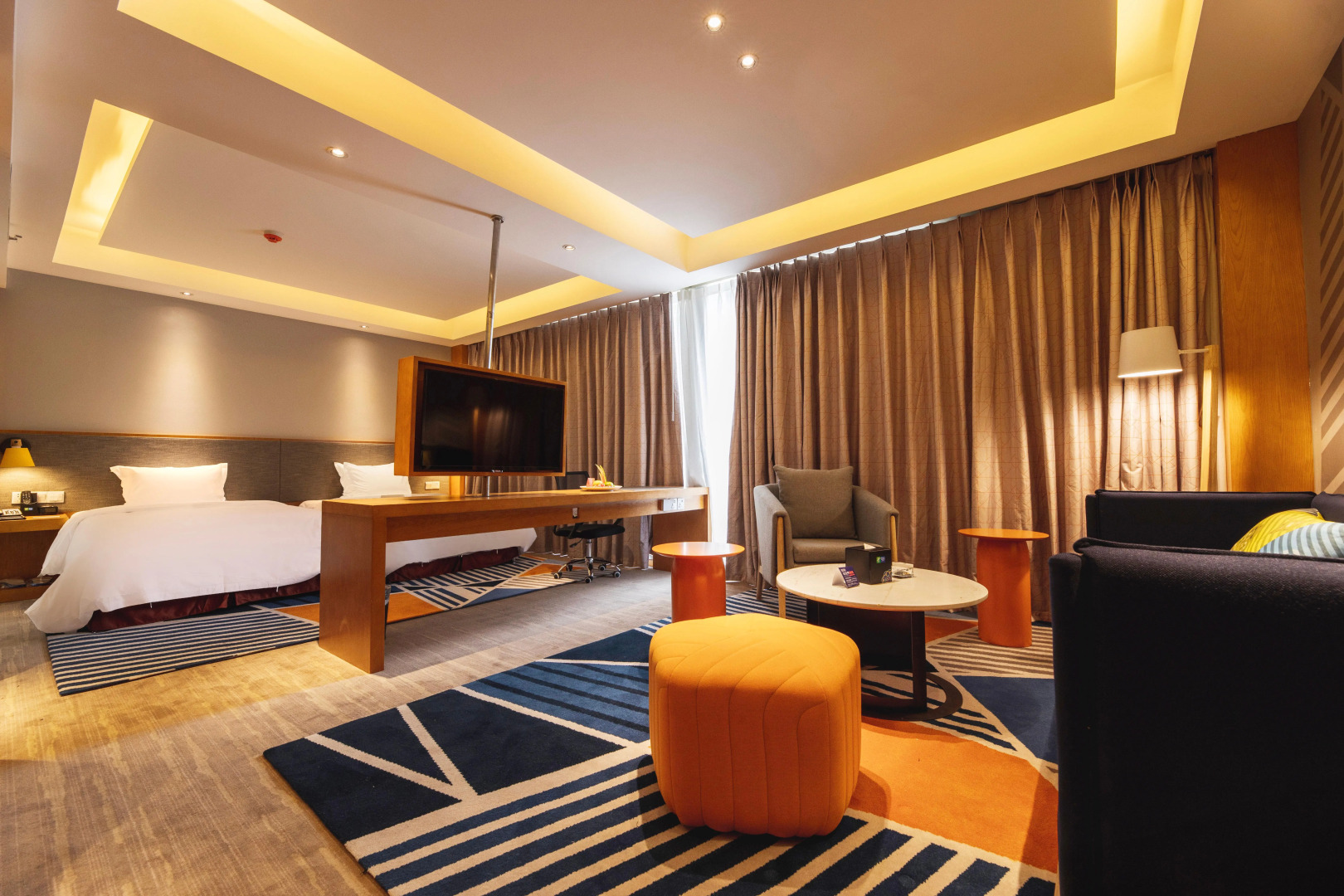 Holiday Inn Express Daocheng Yading