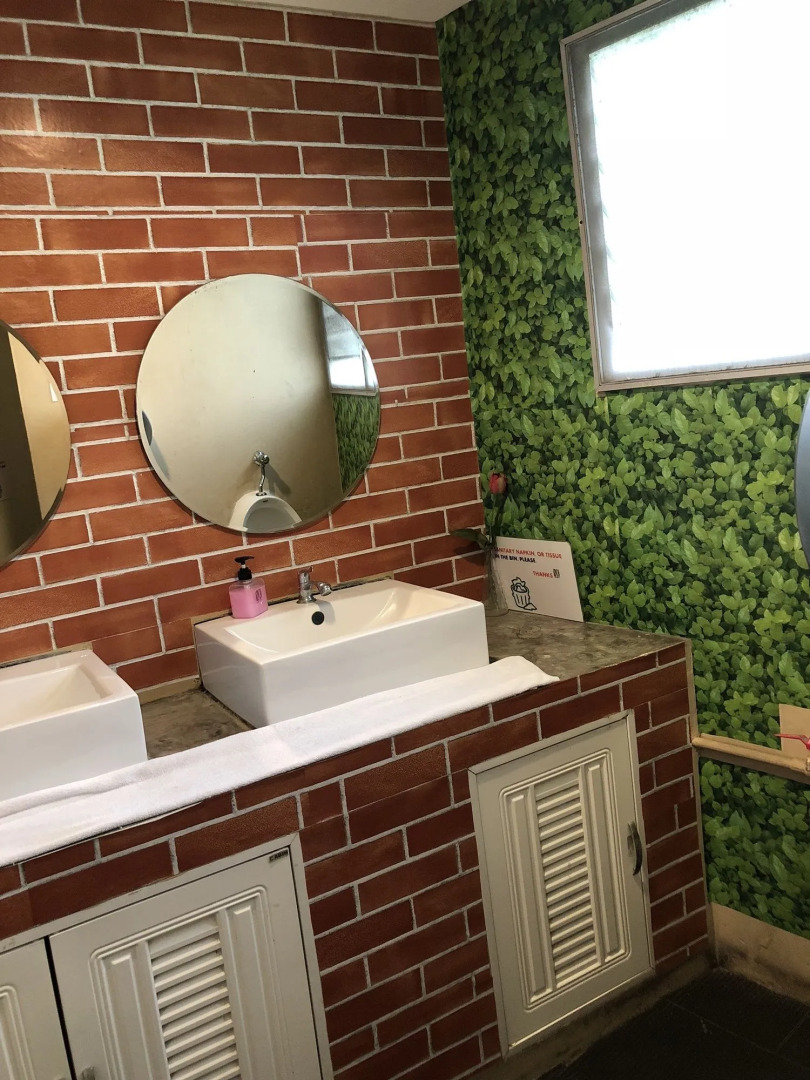 VX The Fifty - Hostel