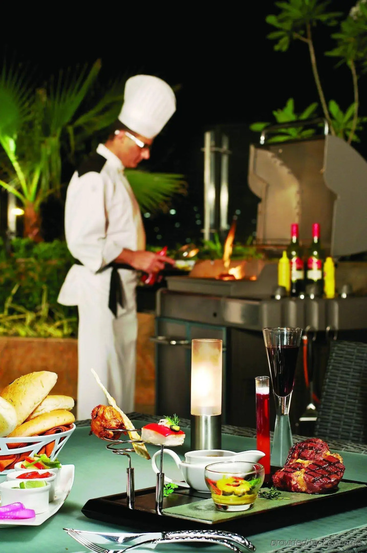 Vivanta Hyderabad, Begumpet