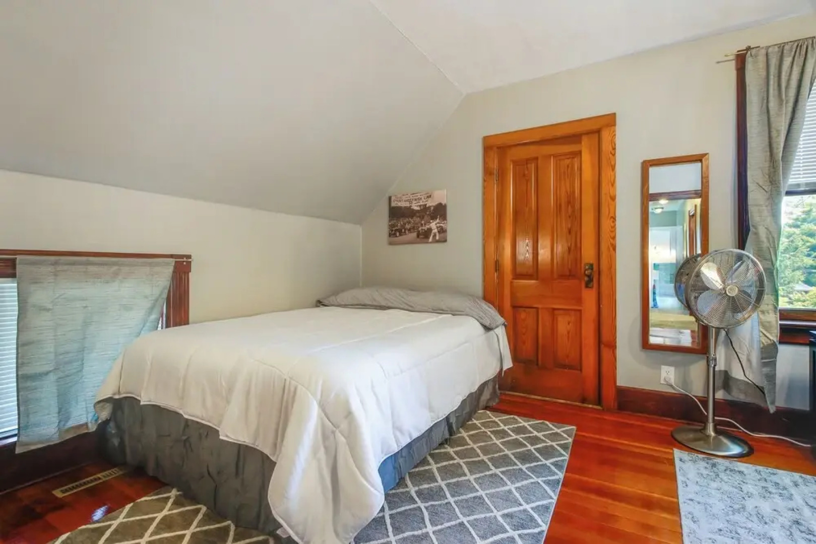 3 Mi to Road America: Spacious Elkhart Lake Home!