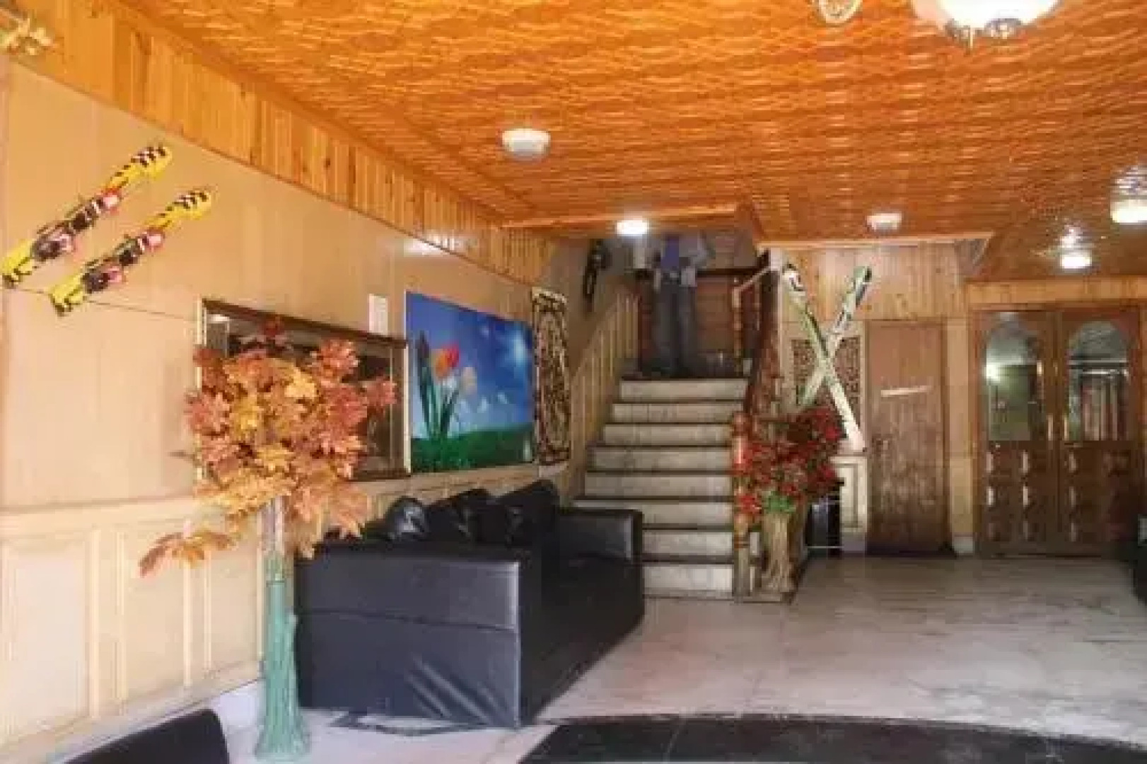 Fluorescence Hotel & Restaurant