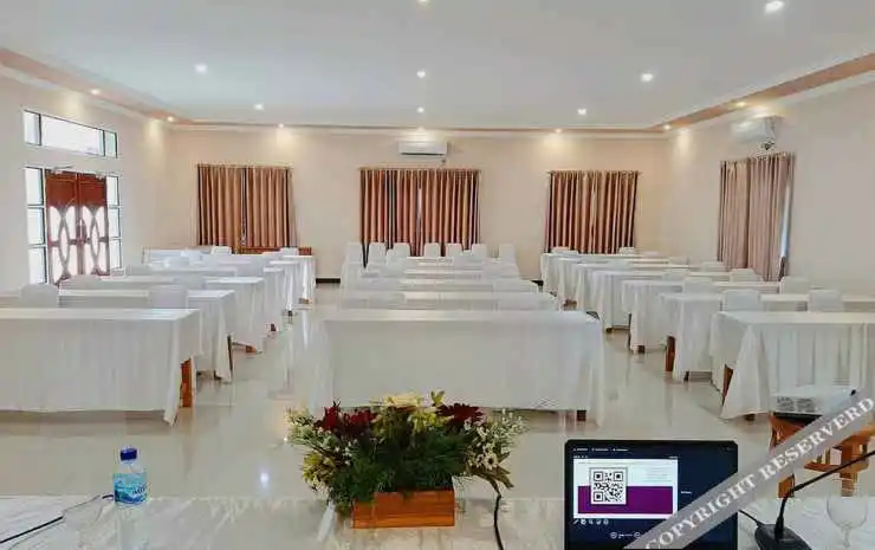 Sunrise Hotel Larantuka