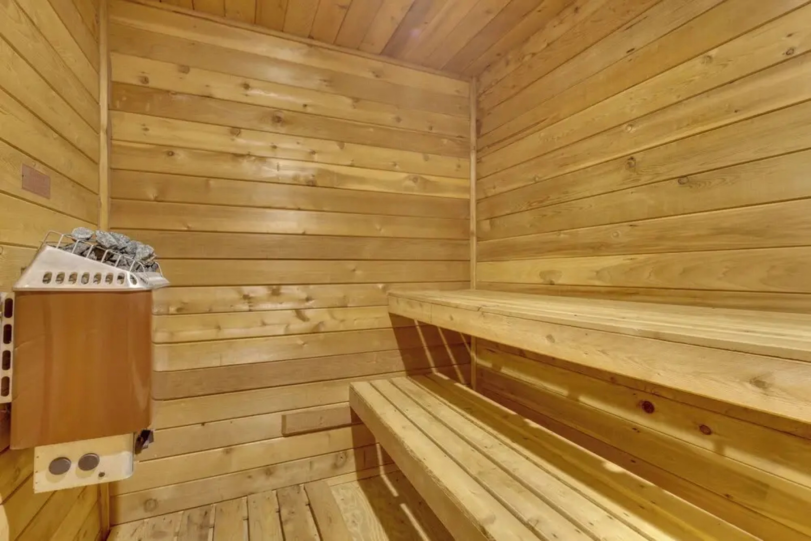 Bryce Resort Getaway w/ Sauna, 1 Mi to Lake Beach!