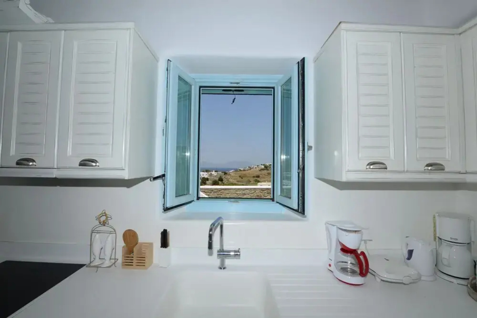 Nephiria's Villa Danelina next to Ornos&Psarou beach