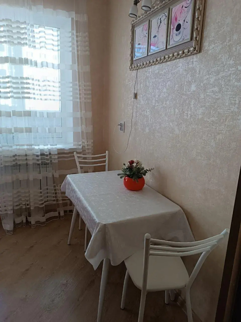 Две Подушки на проспекте Станке Димитрова 67 корпус 5