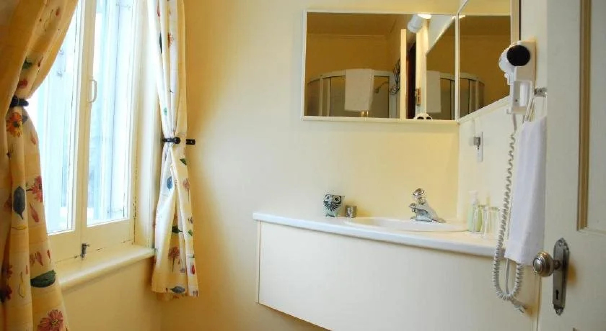 Auberge la maison sous les pins