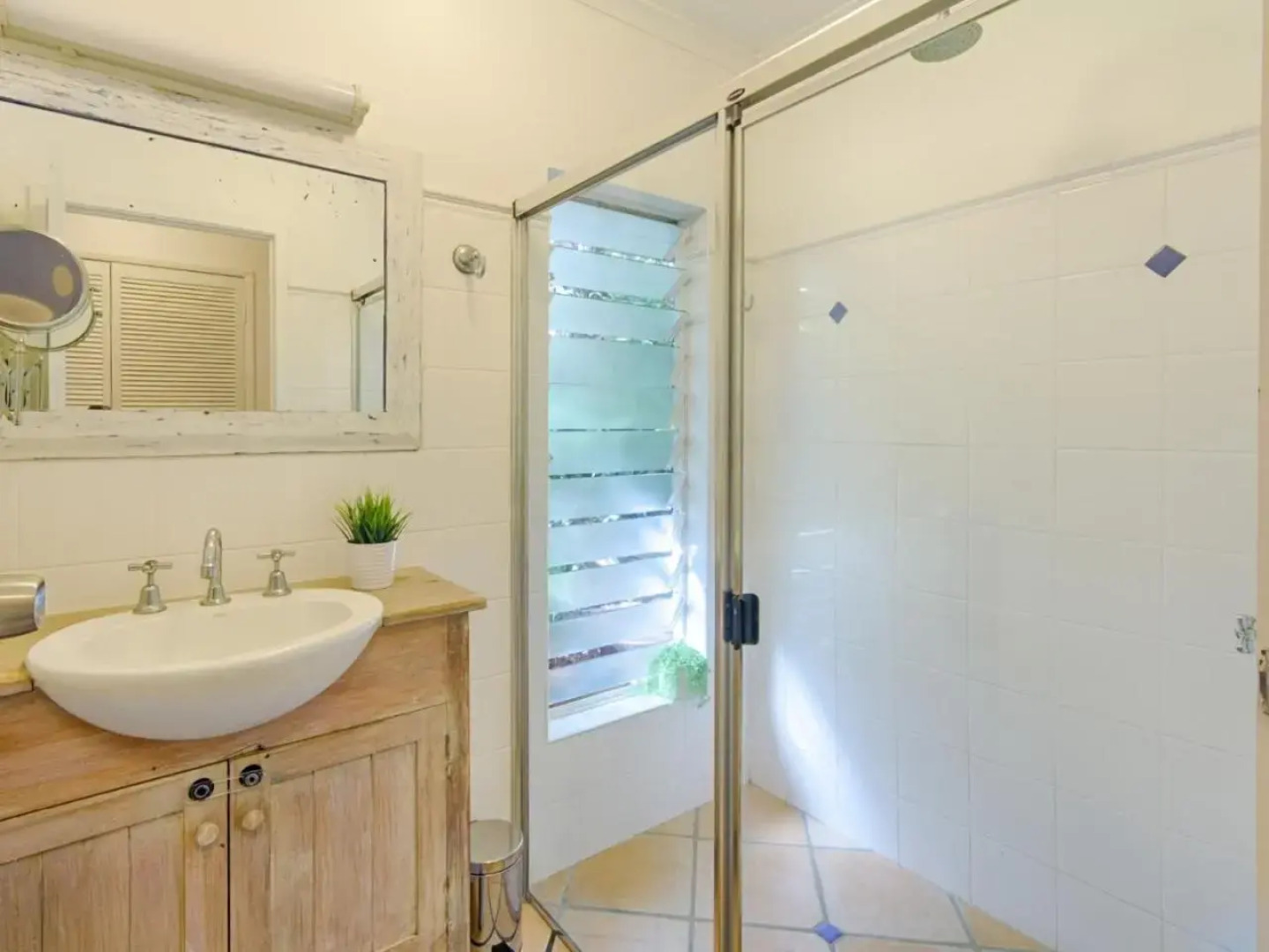 Sunshine Beach House 14 Depper Street